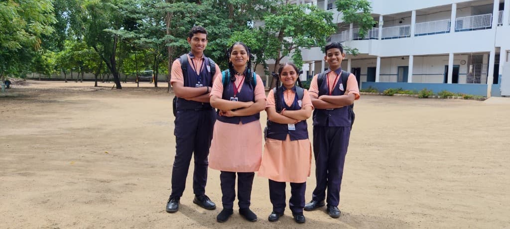 Class 6 – 10 — Salmon uniform (Mon, Tue, Thu, Fri)